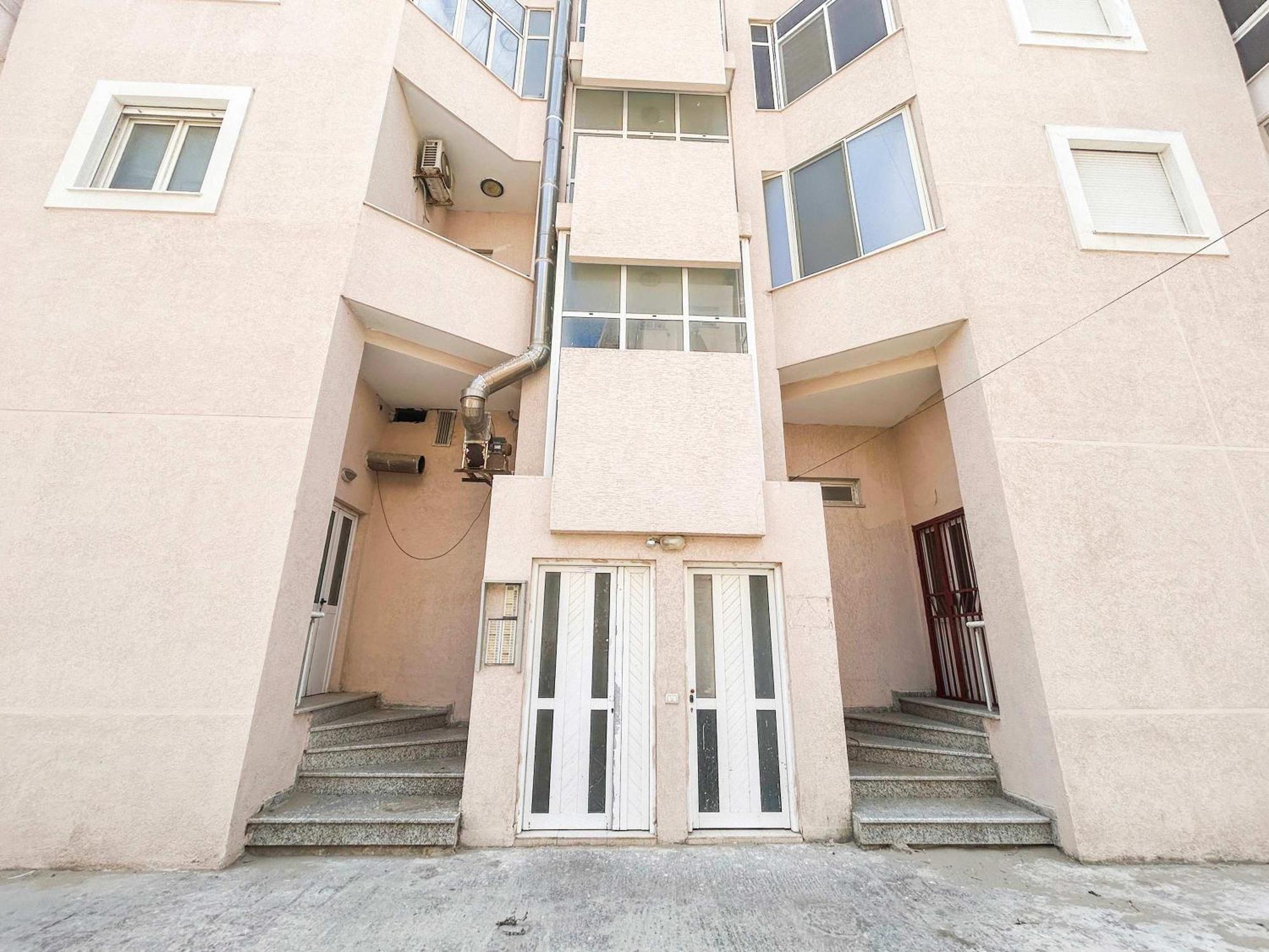 Sunshine 781 Durrës